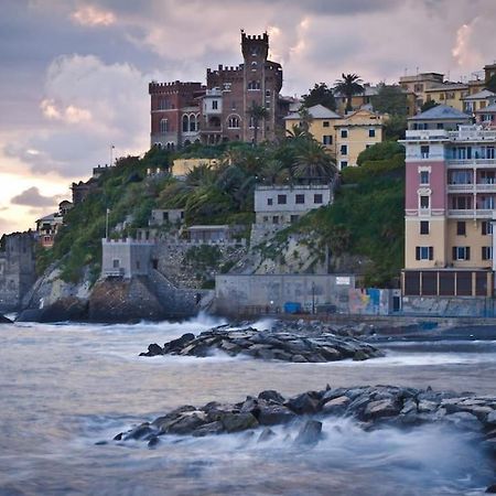 Pisi Home, 2 Min Dalla Spiaggia E Dall' Ospedale Gaslini Генуя Екстер'єр фото