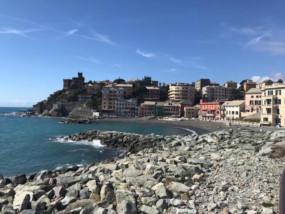 Pisi Home, 2 Min Dalla Spiaggia E Dall' Ospedale Gaslini Генуя Екстер'єр фото